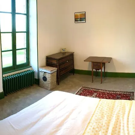 Les Echelettes Holiday home *